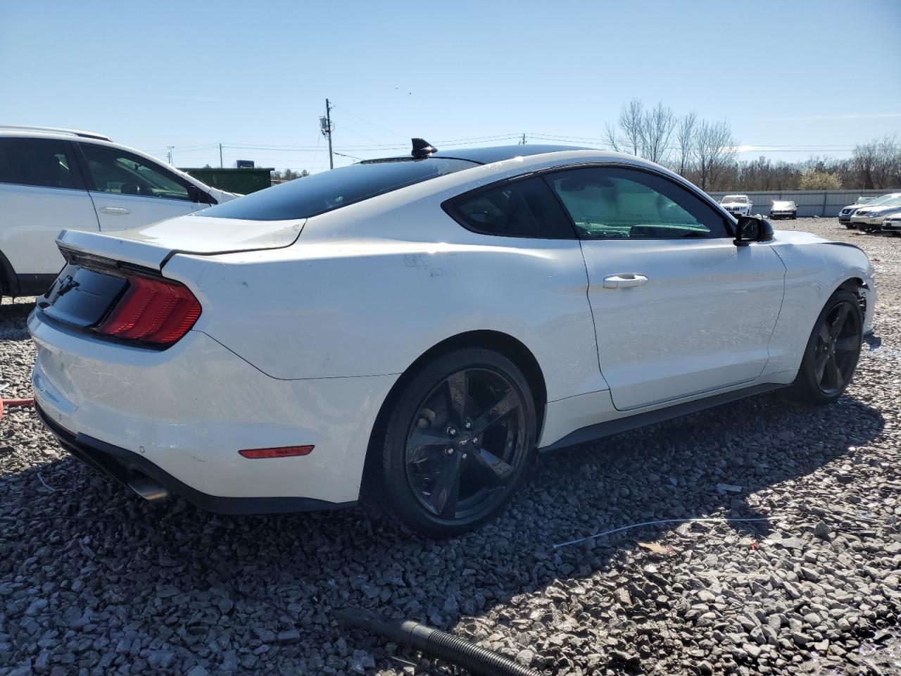 2022 Ford Mustang - Image 3