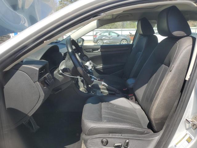  VOLKSWAGEN PASSAT 2020 Srebrny