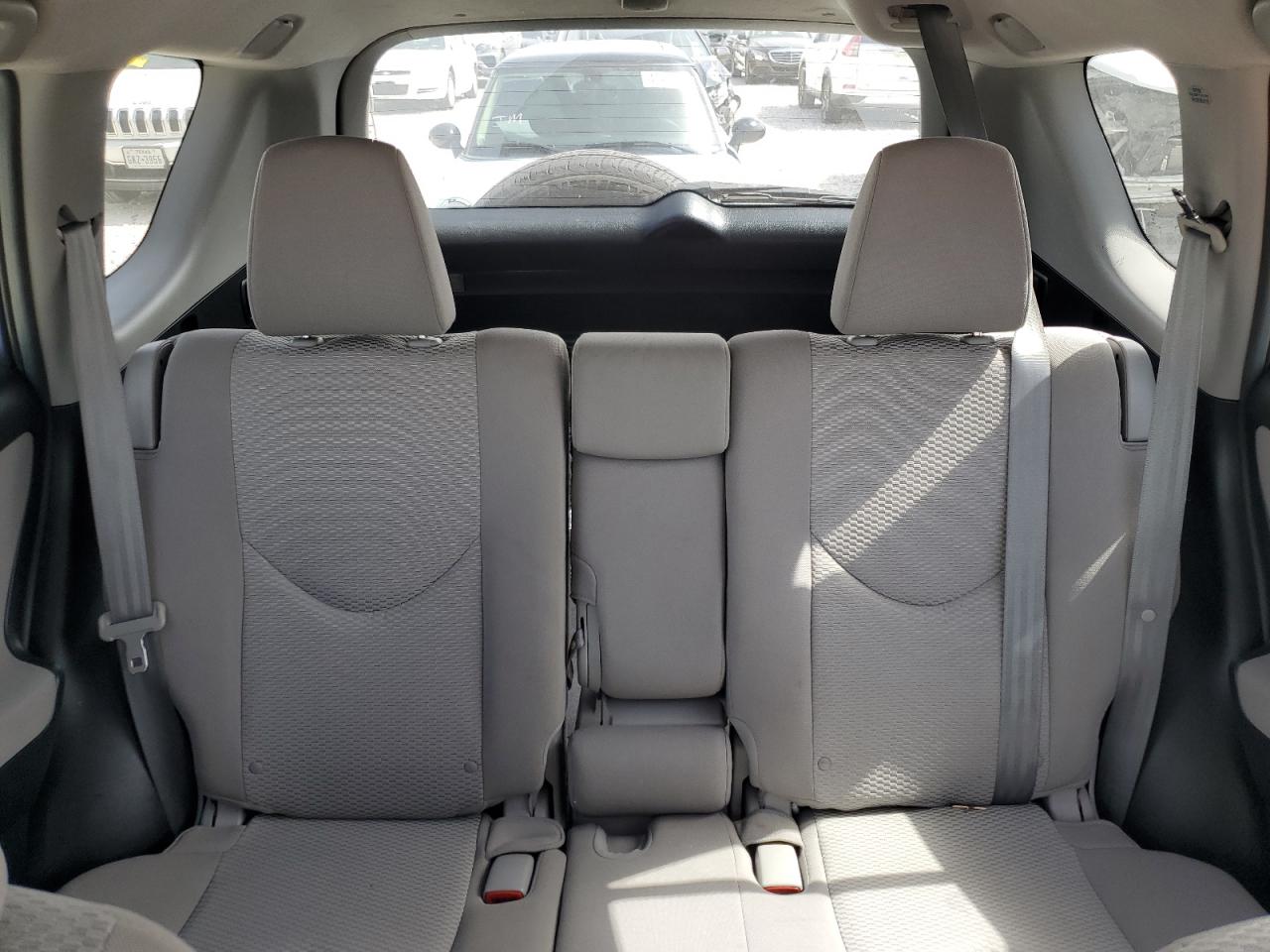 2012 Toyota RAV 4 - Image 10
