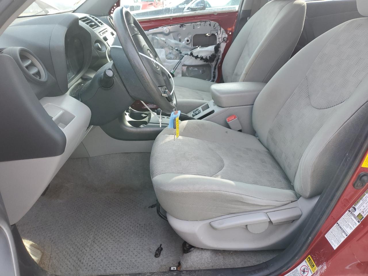 2012 Toyota RAV 4 - Image 7
