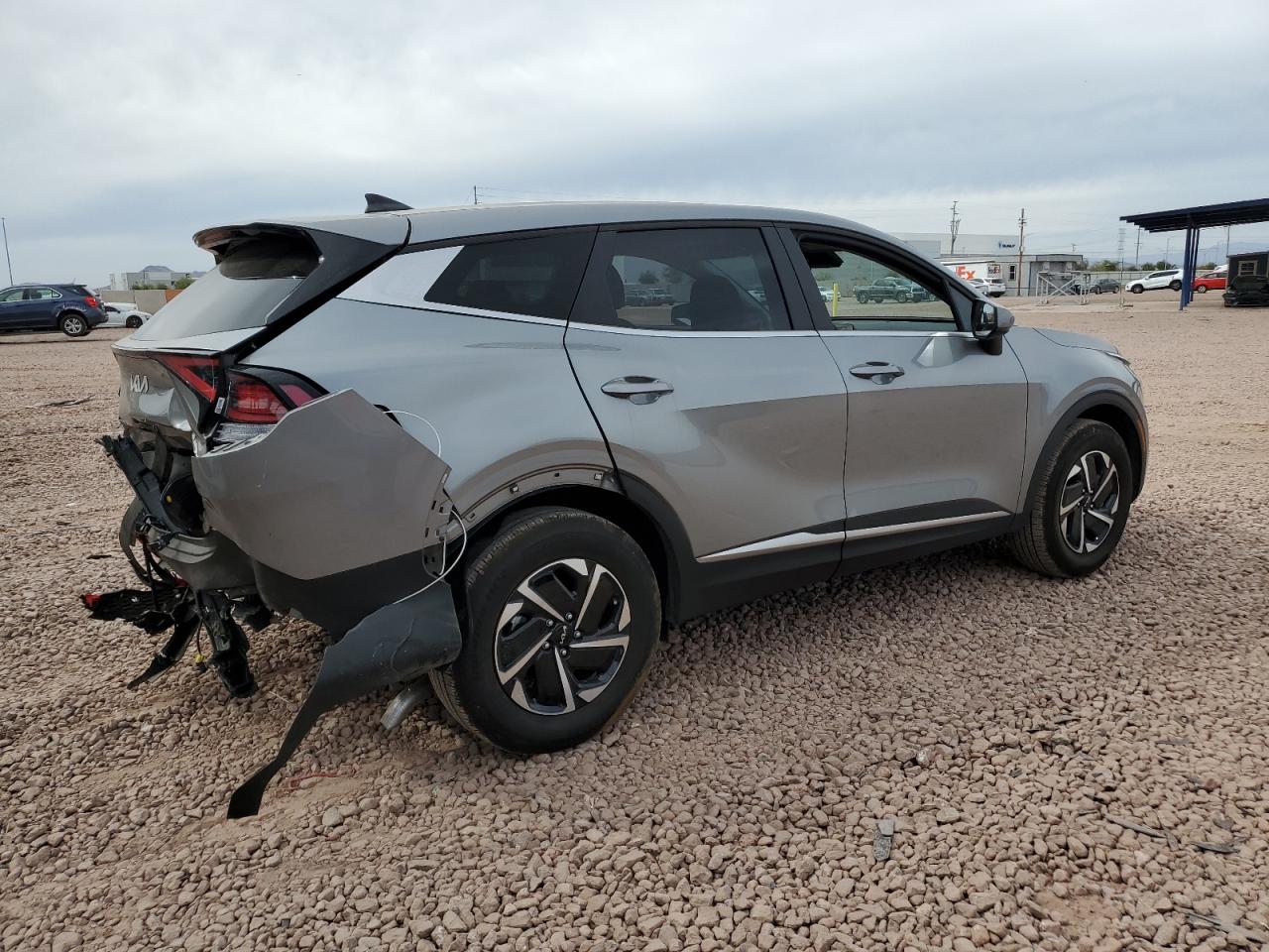 2024 Kia Sportage - Image 3