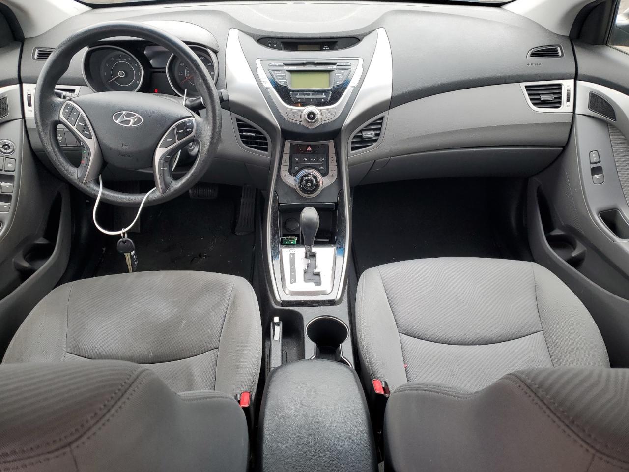 2013 Hyundai Elantra - Image 8