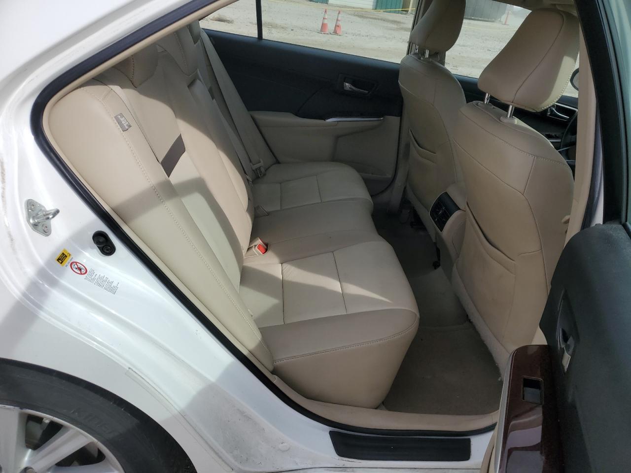 2013 Toyota Camry - Image 10