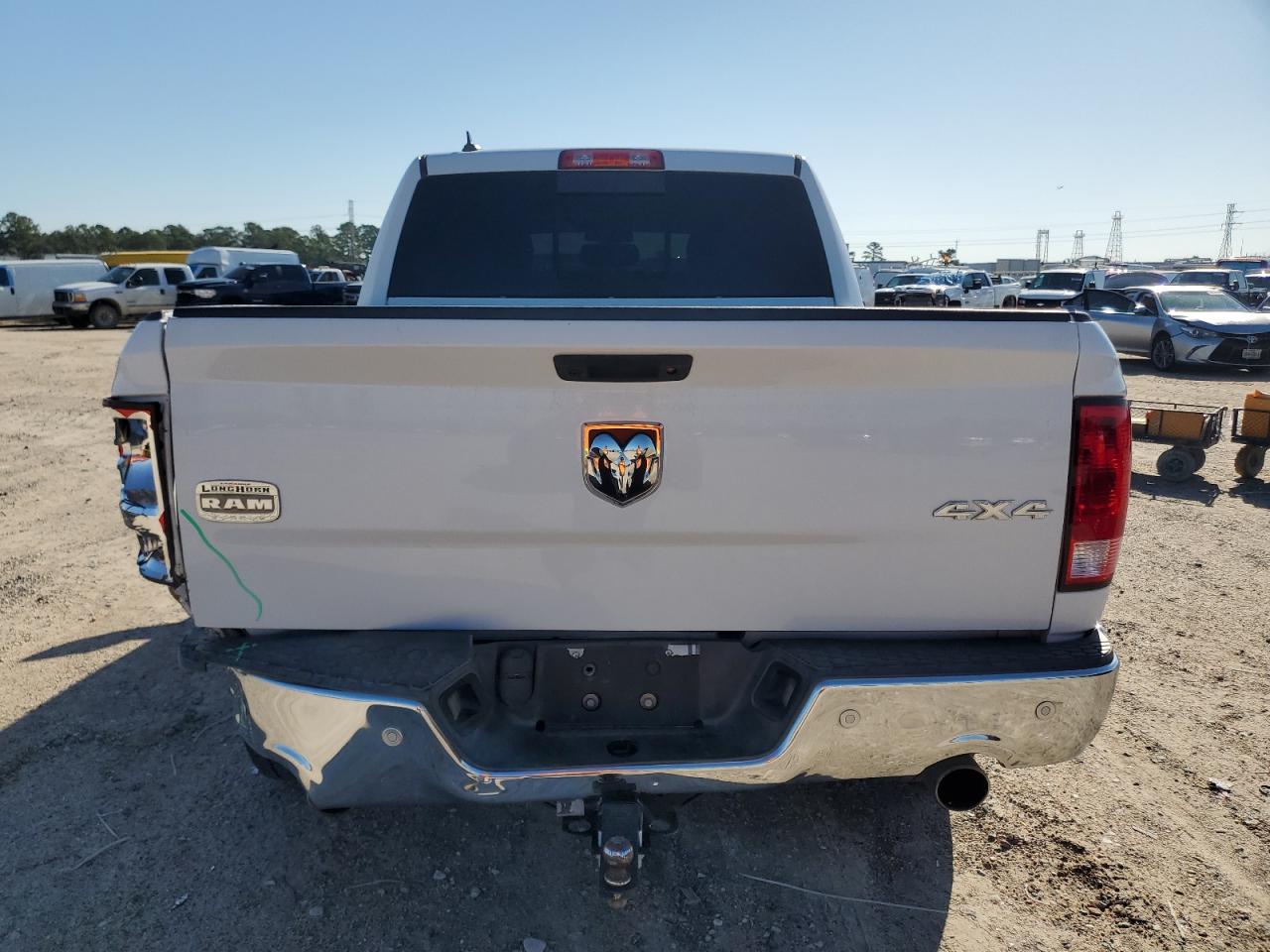 2014 RAM 1500 - Image 6