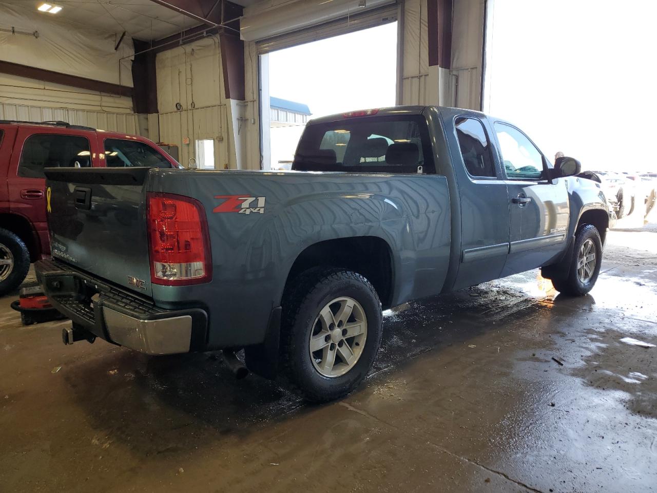 2010 GMC Sierra - Image 3