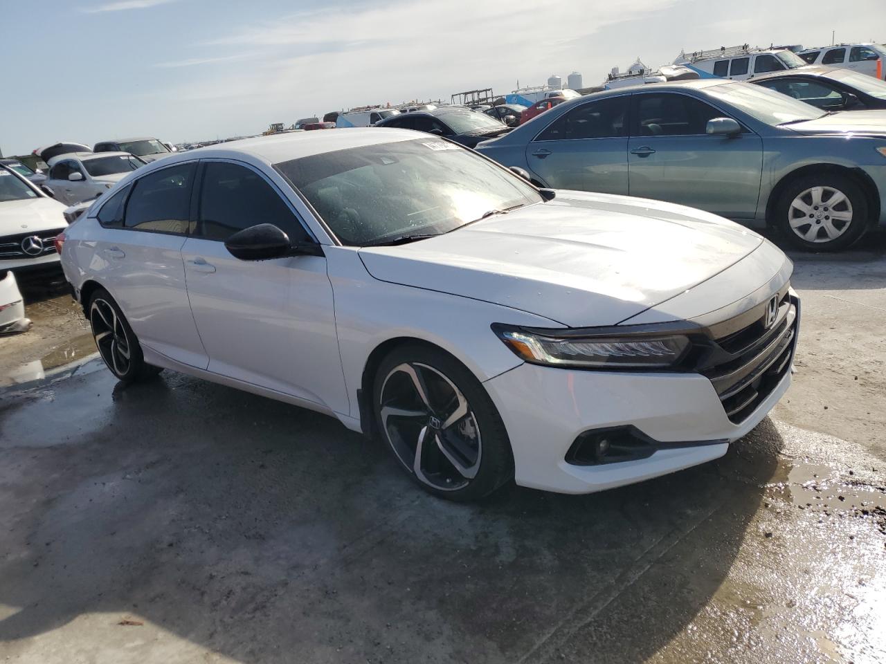 2021 Honda Accord - Image 4