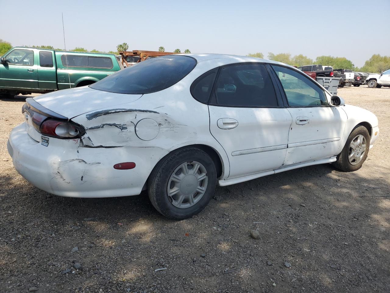 1998 Ford Taurus - Image 3