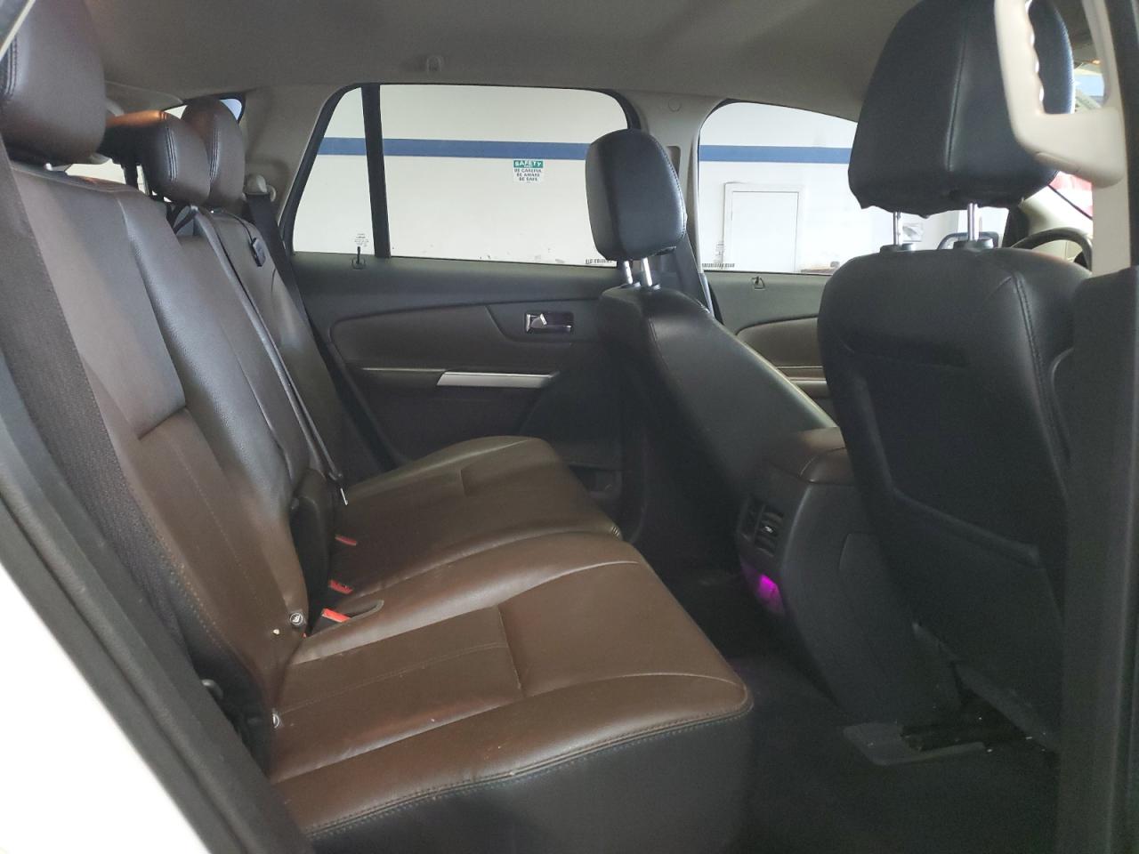 2014 Ford Edge - Image 11