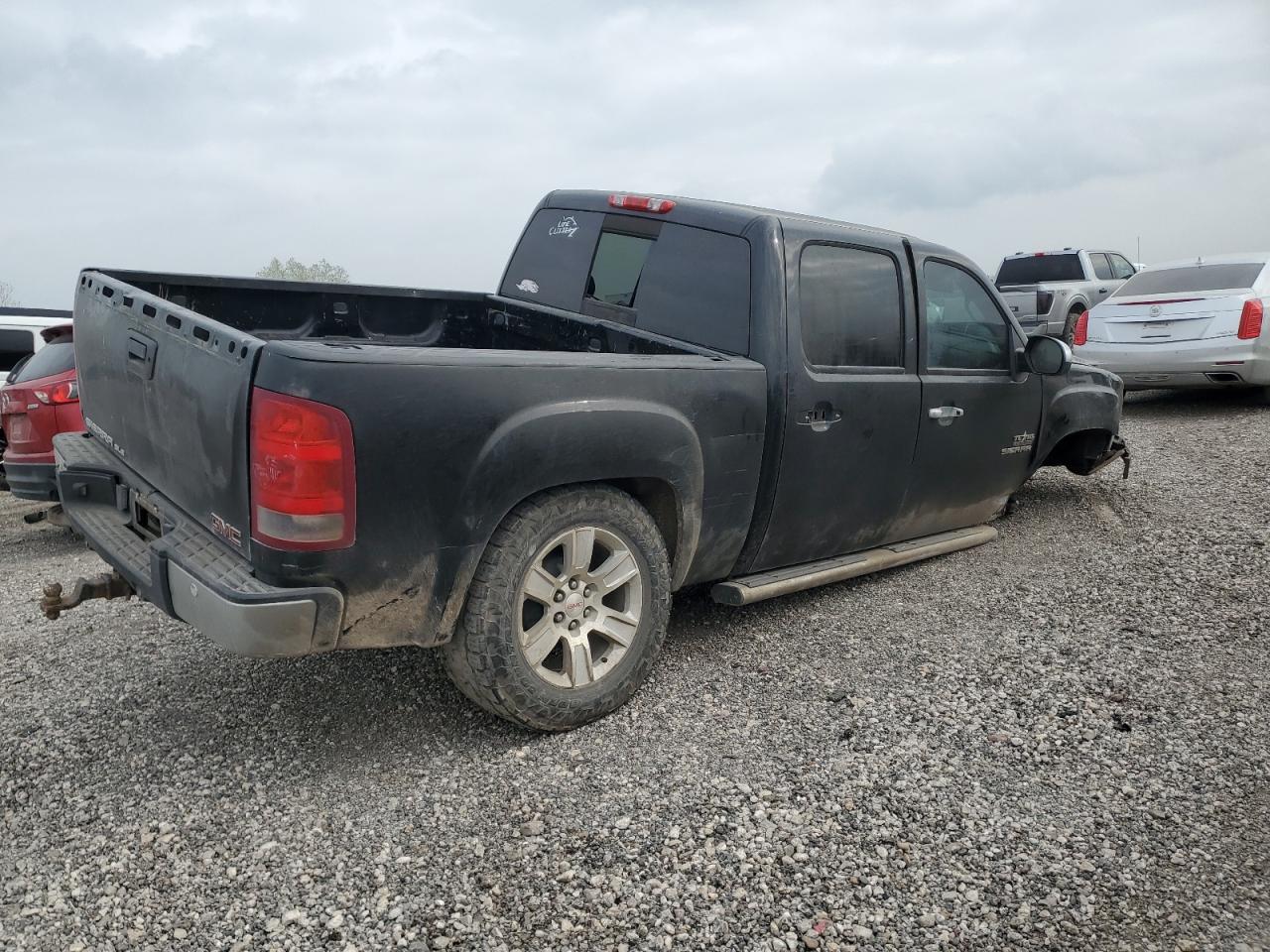 2013 GMC Sierra - Image 3