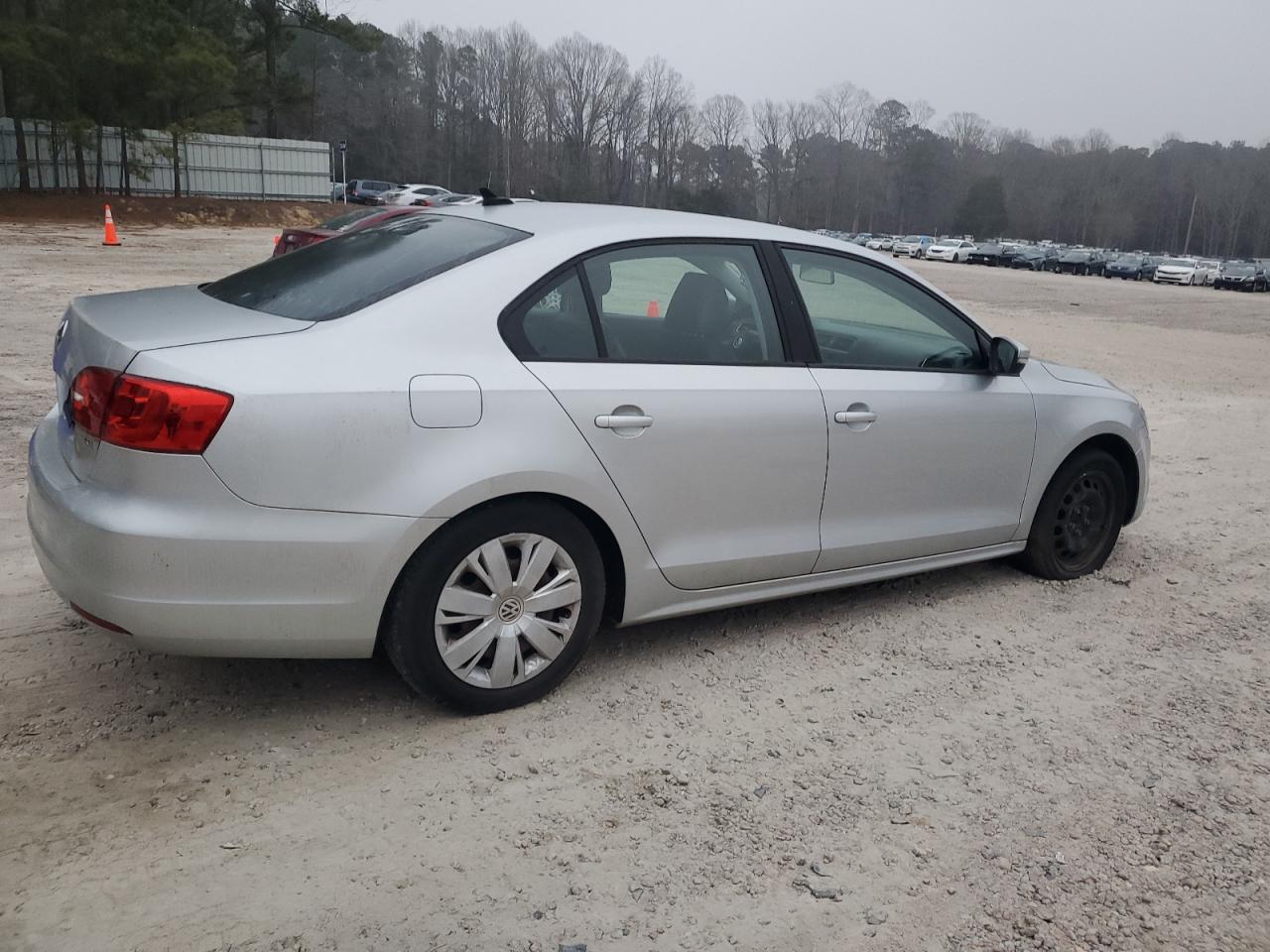 2014 Volkswagen Jetta - Image 3