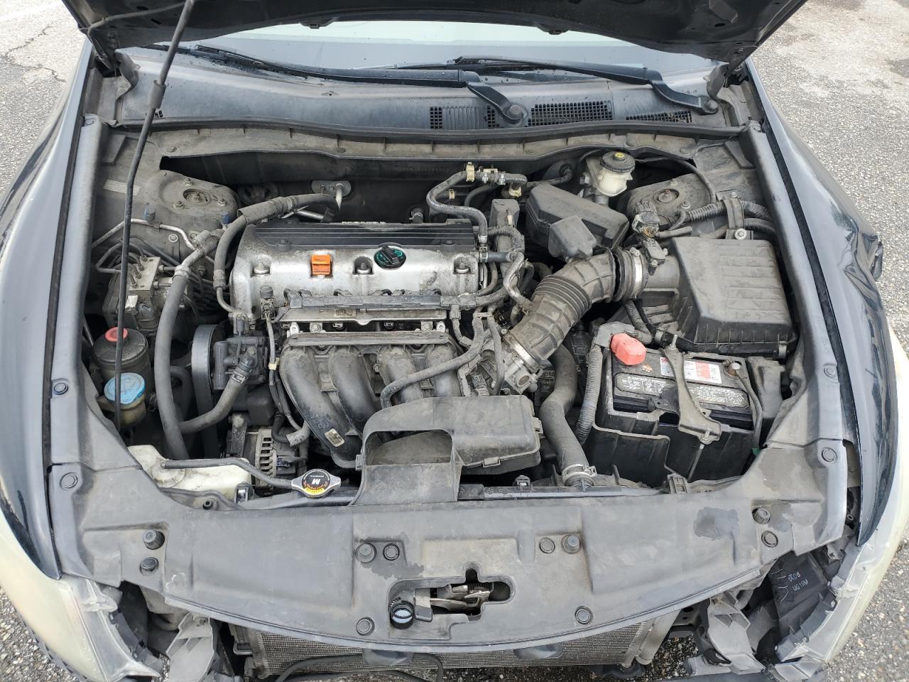 2010 Honda Accord - Image 13