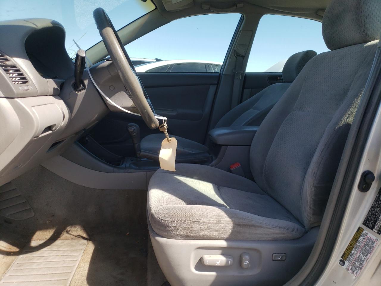 2004 Toyota Camry Le VIN: 4T1BE32K64U936757 Lot: 49557205