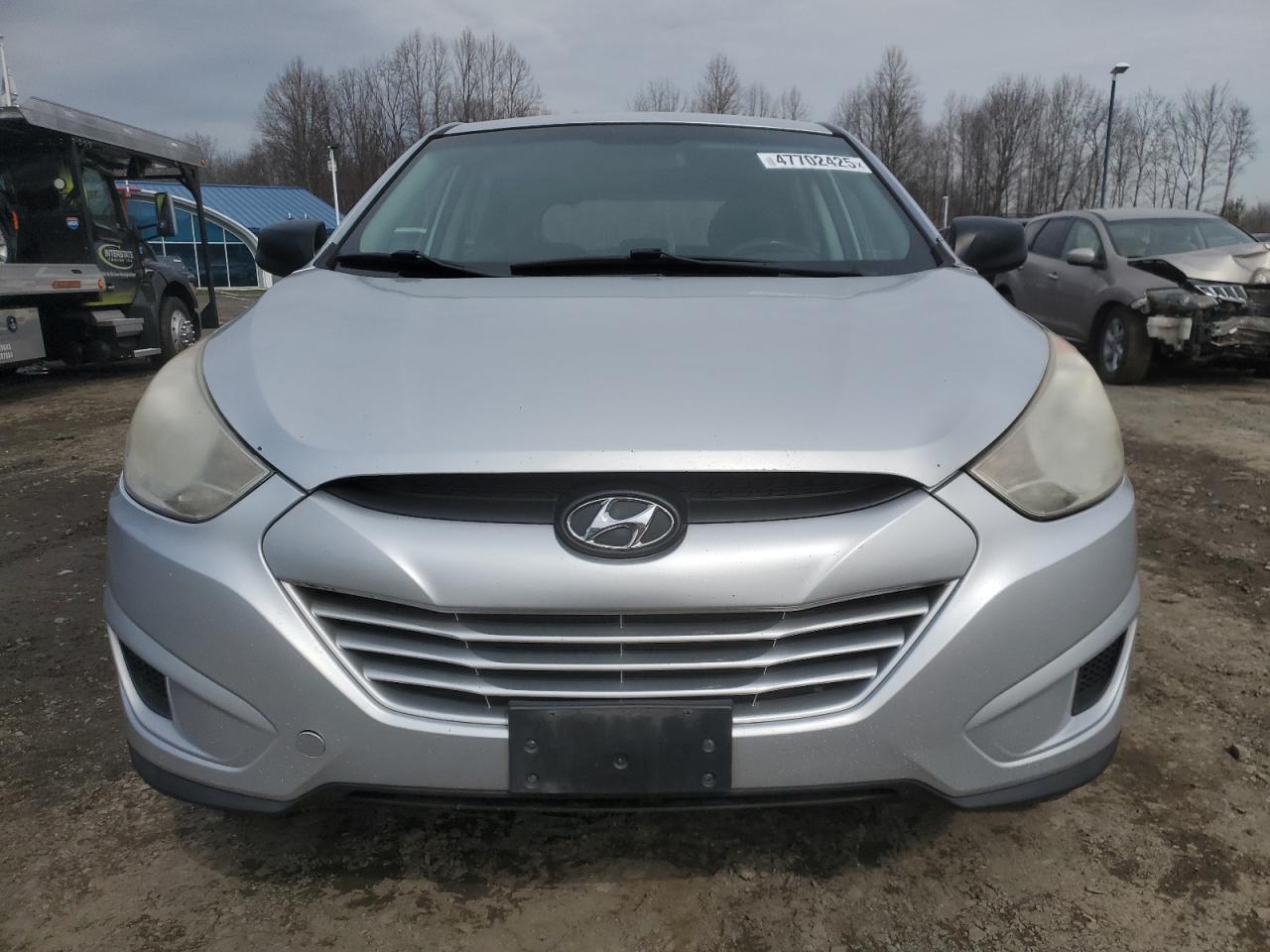 2010 Hyundai Tucson - Image 5