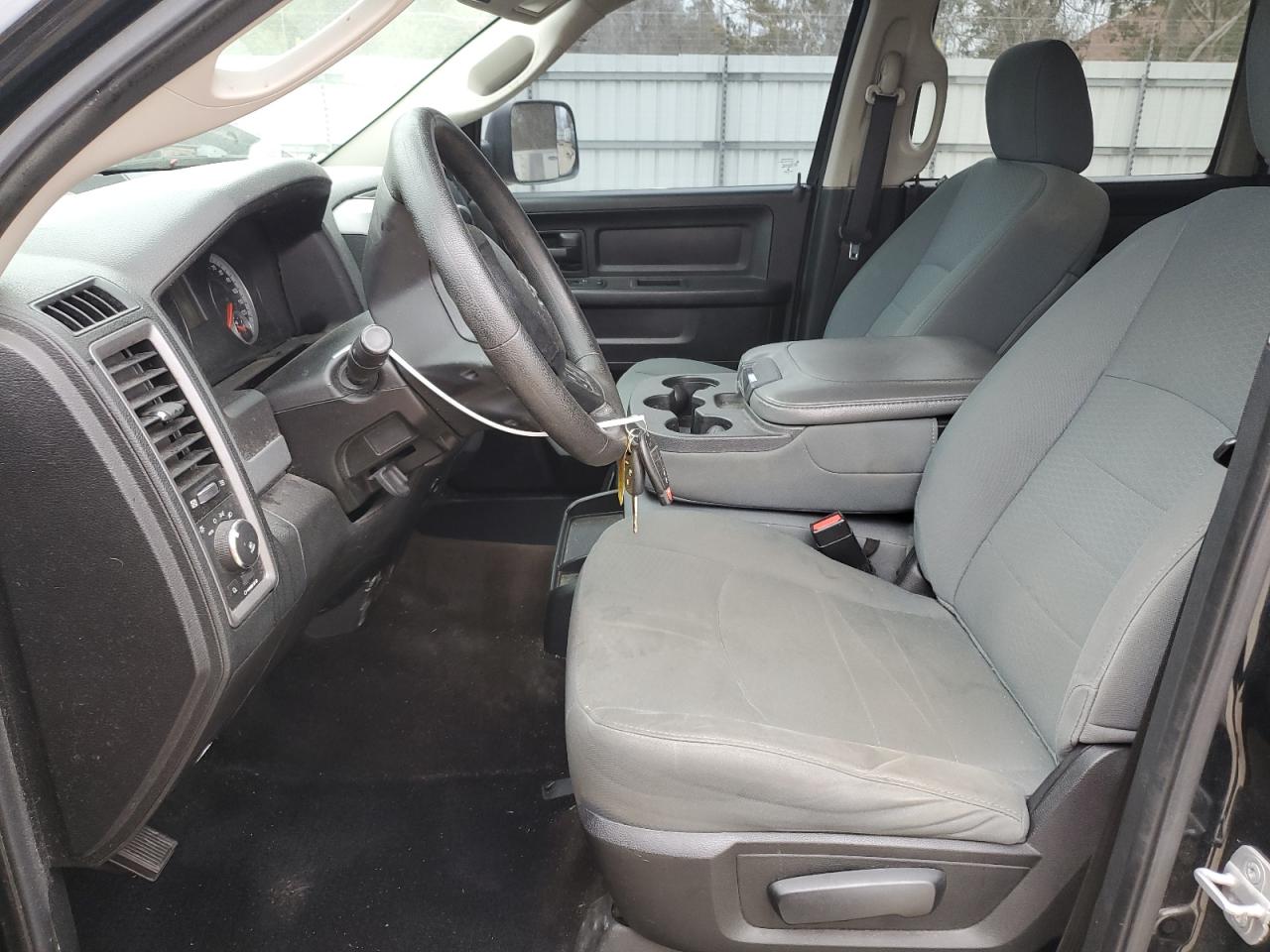 2014 RAM 1500 - Image 7