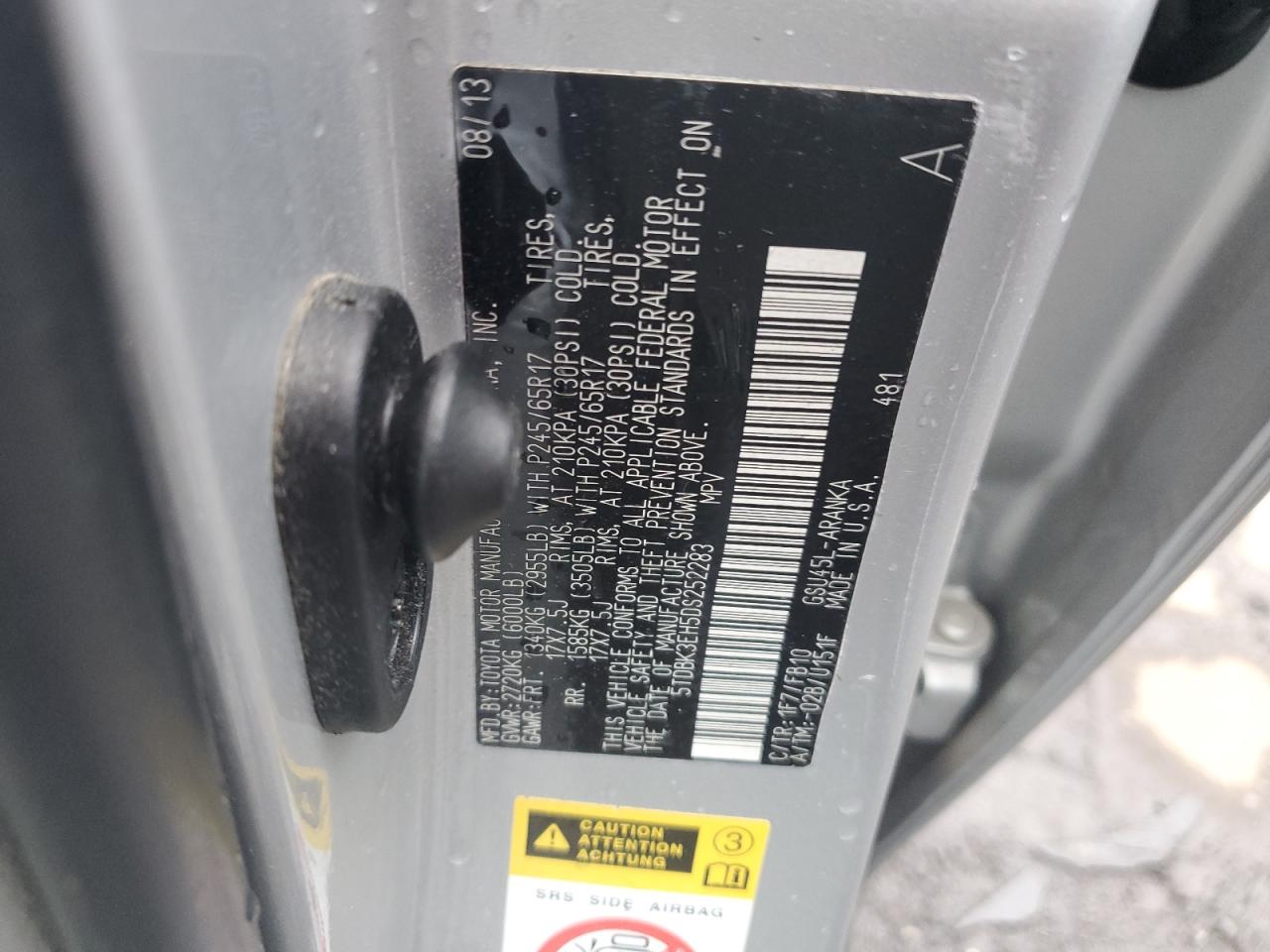 2013 Toyota Highlander - Image 15