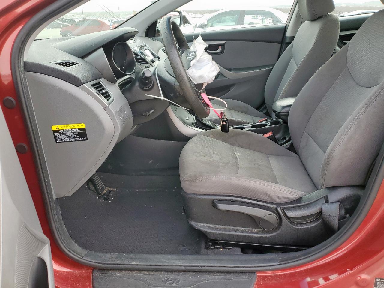 2016 Hyundai Elantra - Image 7