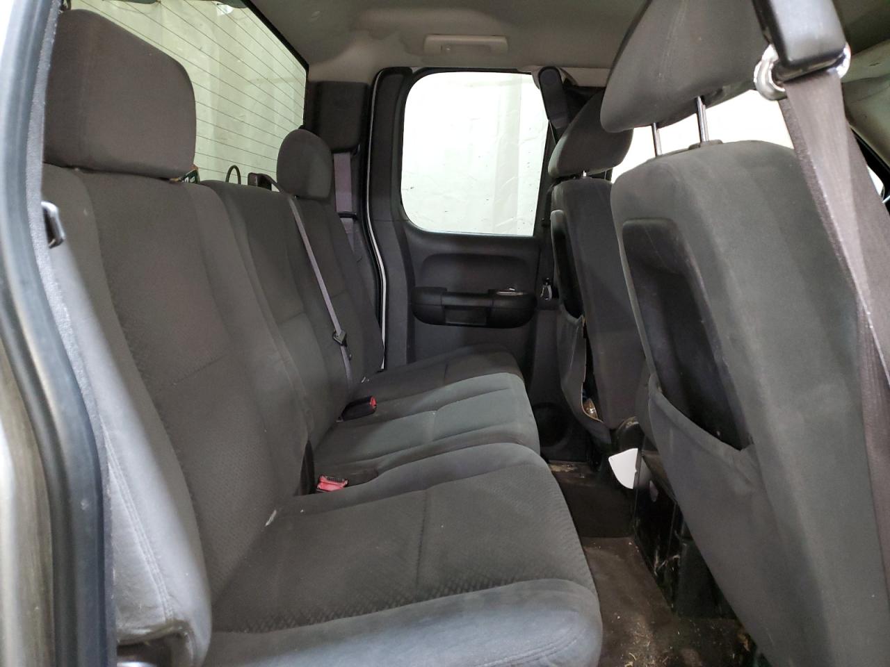 2008 Chevrolet Silverado - Image 10