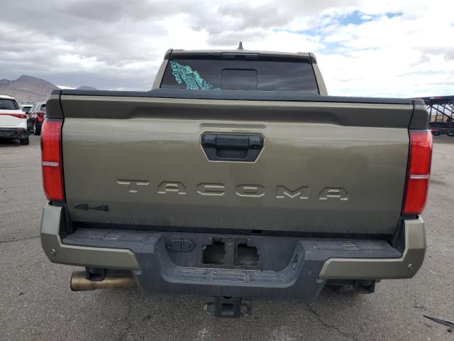 TOYOTA TACOMA 2024 Zielony