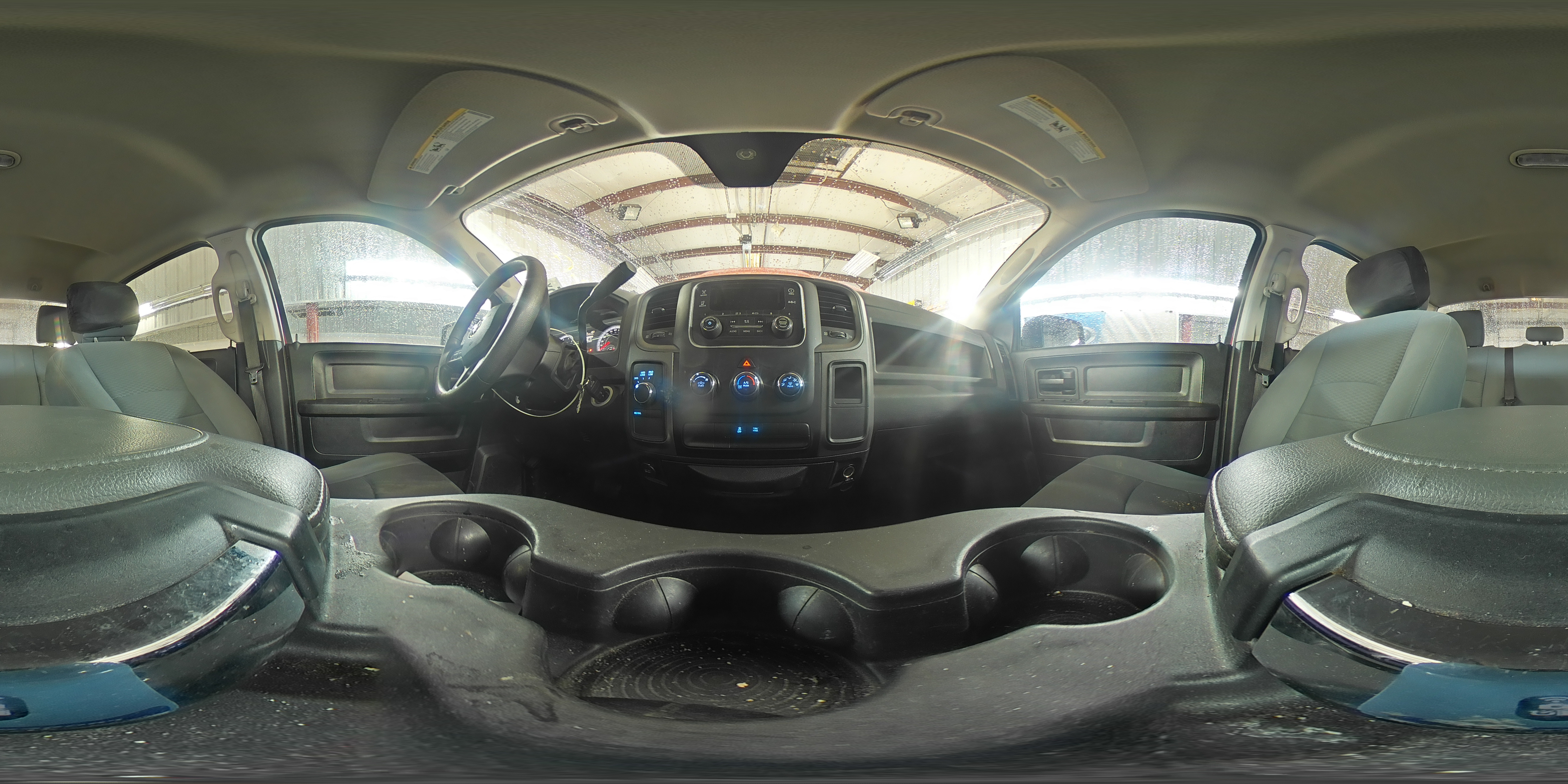 2013 RAM 1500 - Image 13