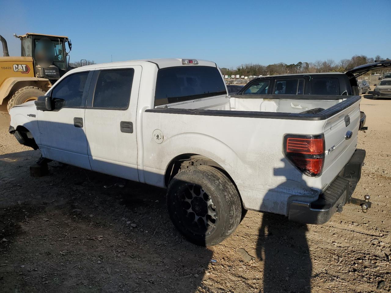2014 Ford F-150 - Image 2