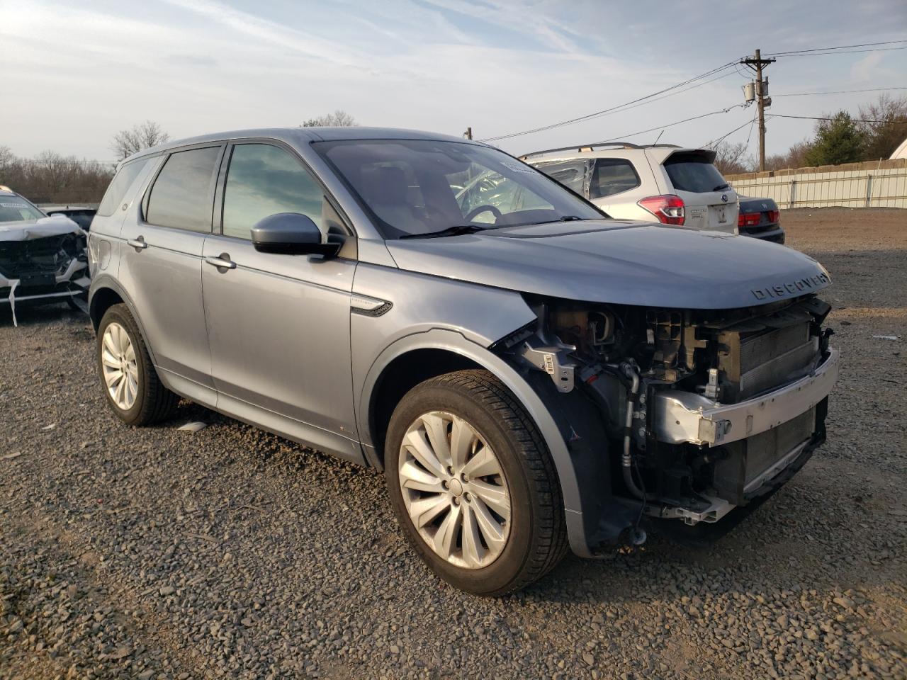 2020 Land Rover Discovery - Image 4