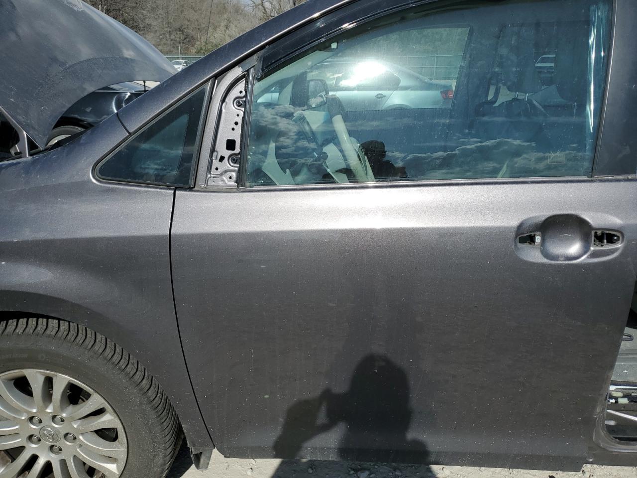 2014 Toyota Sienna - Image 7