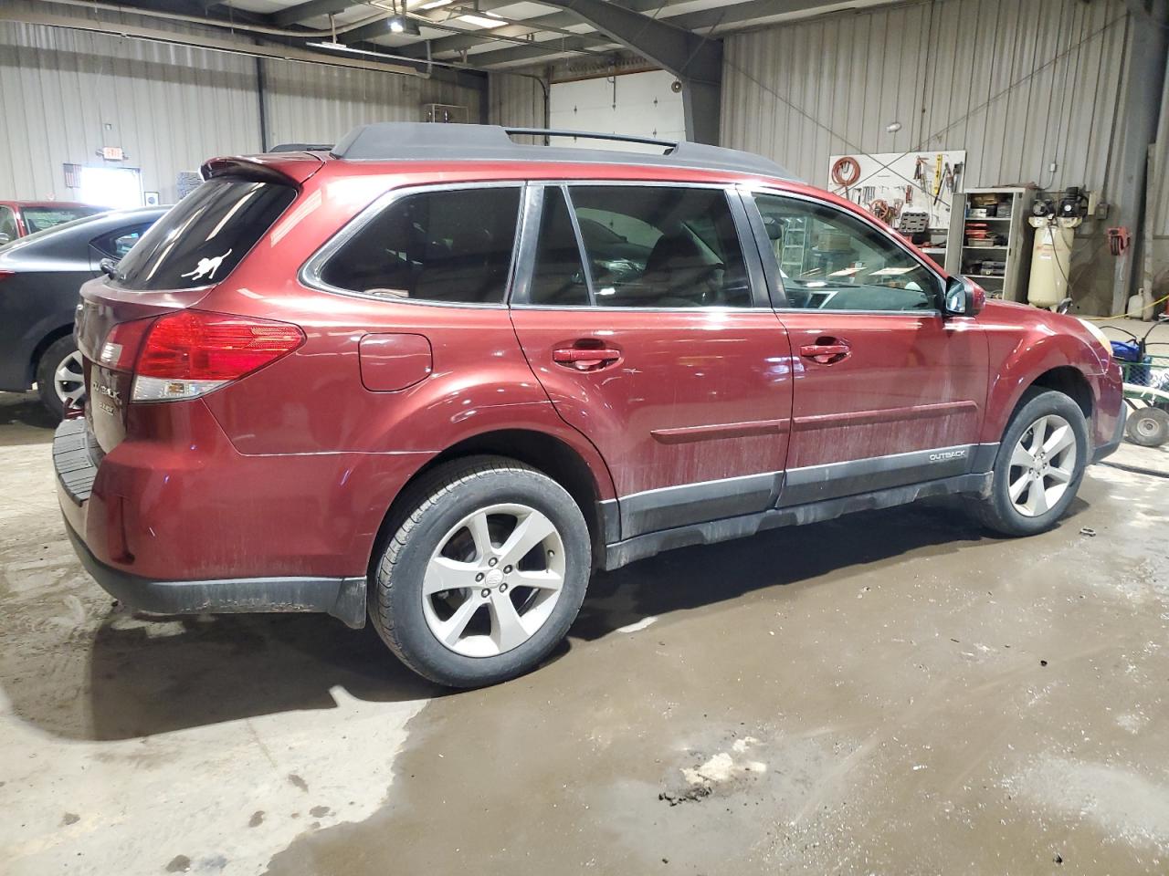2013 Subaru Outback - Image 3