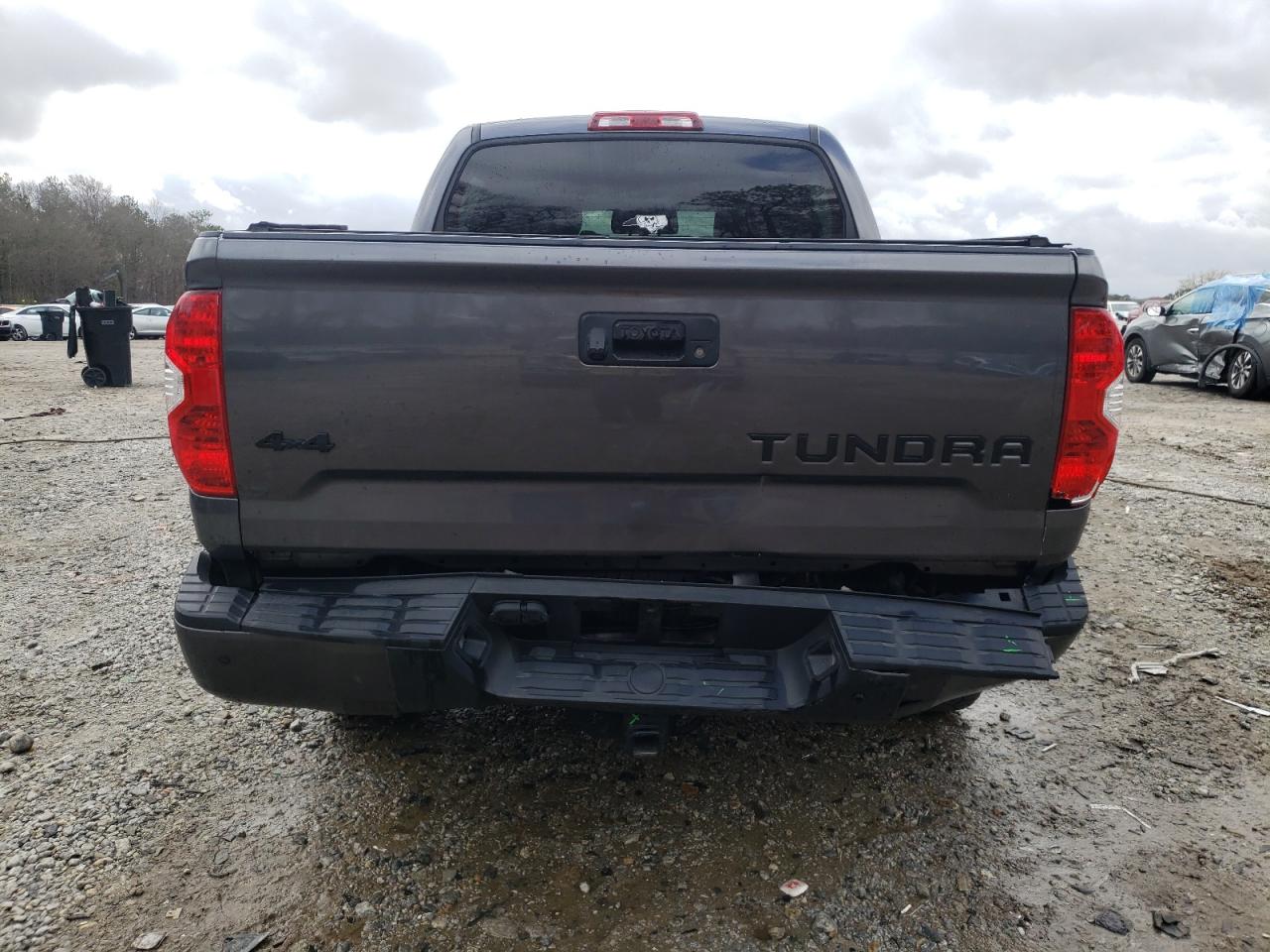 2017 Toyota Tundra - Image 6