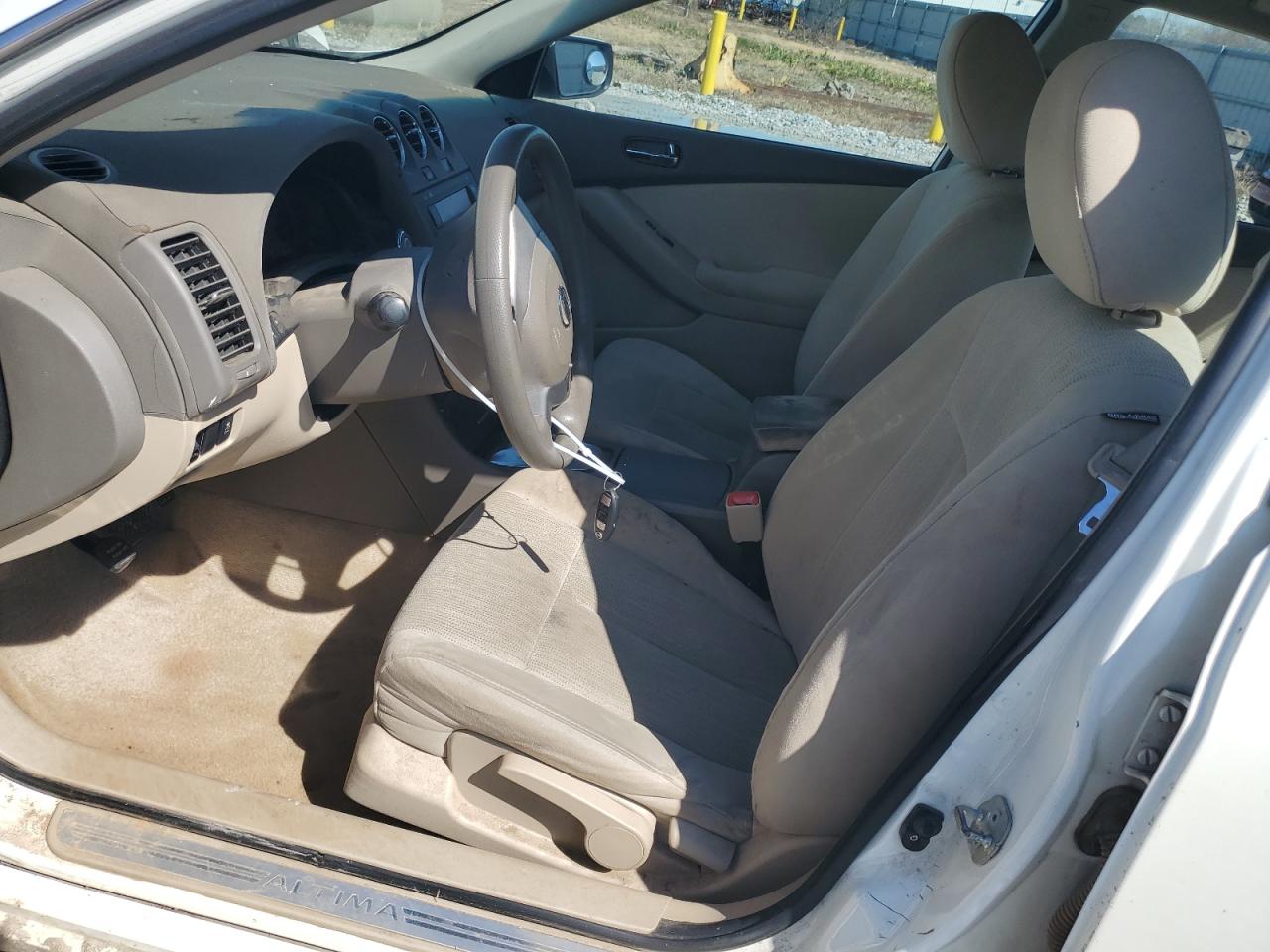 2012 Nissan Altima - Image 7