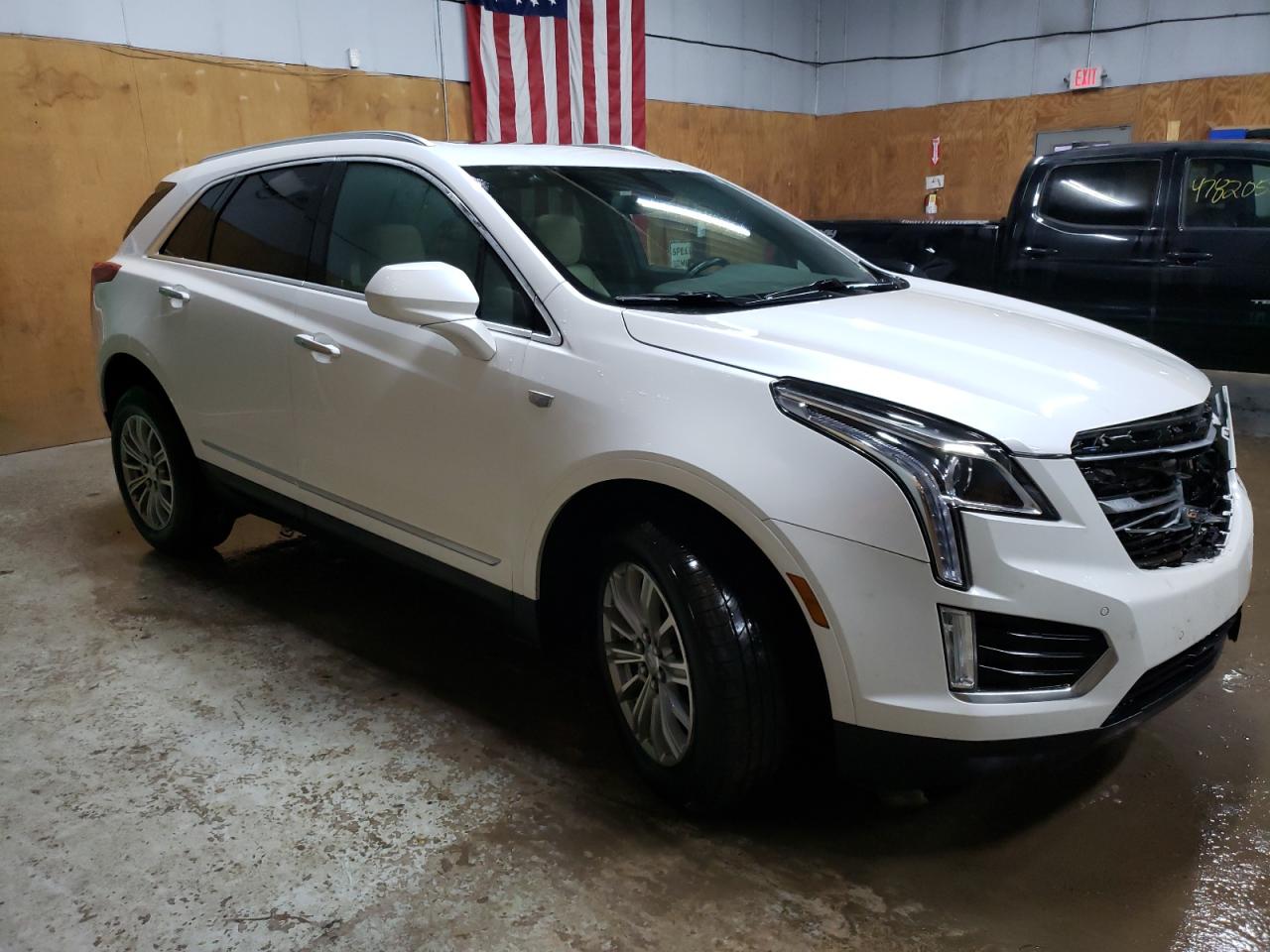 2018 Cadillac XT5 - Image 4