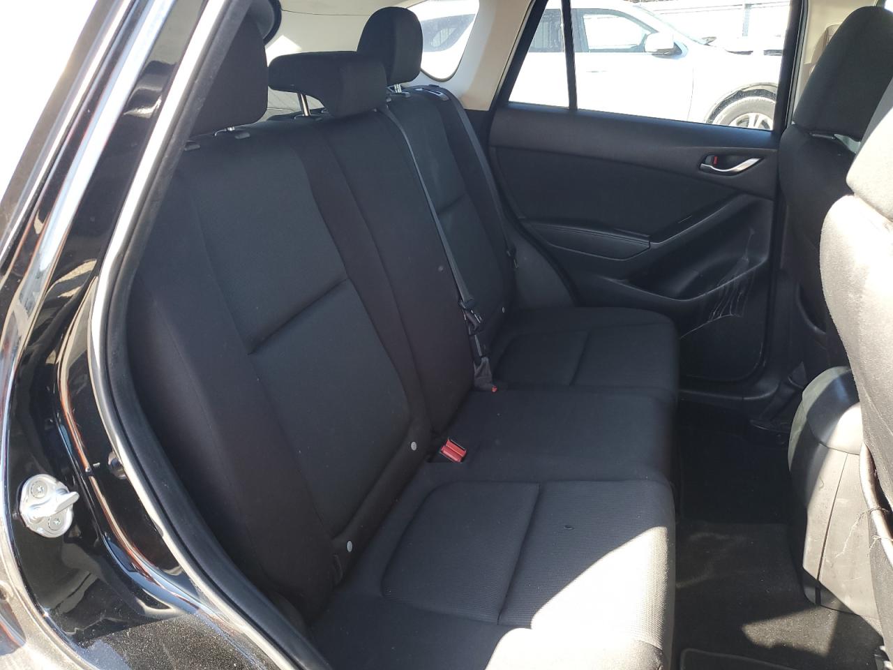 2016 Mazda CX-5 - Image 11