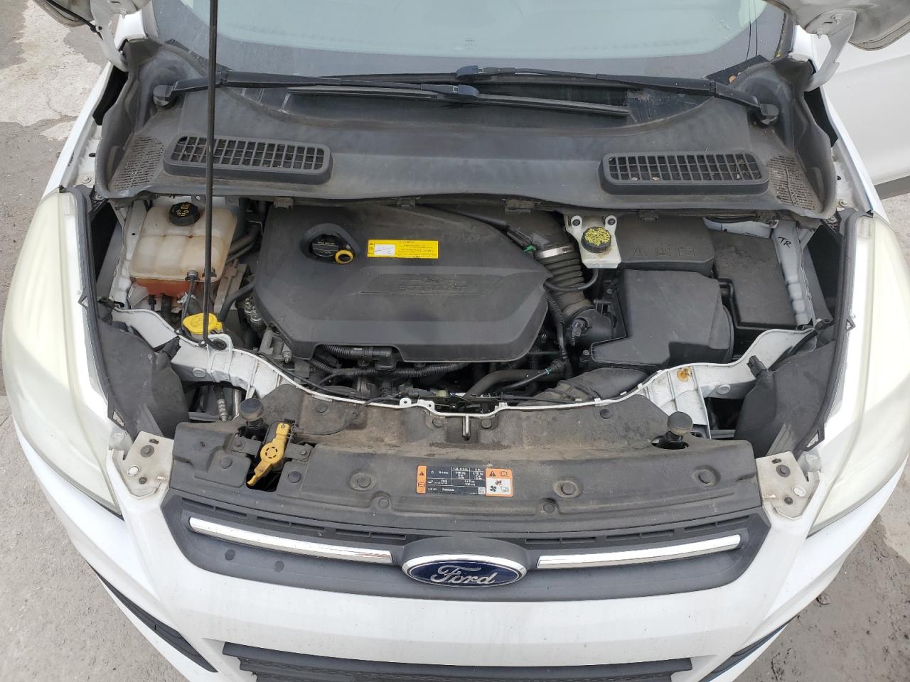 2015 Ford Escape - Image 12
