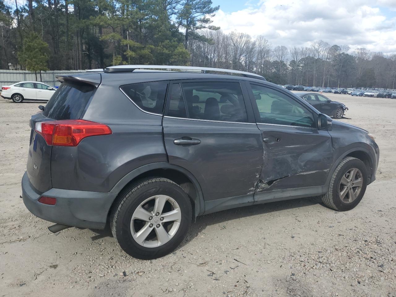 2013 Toyota RAV 4 - Image 3