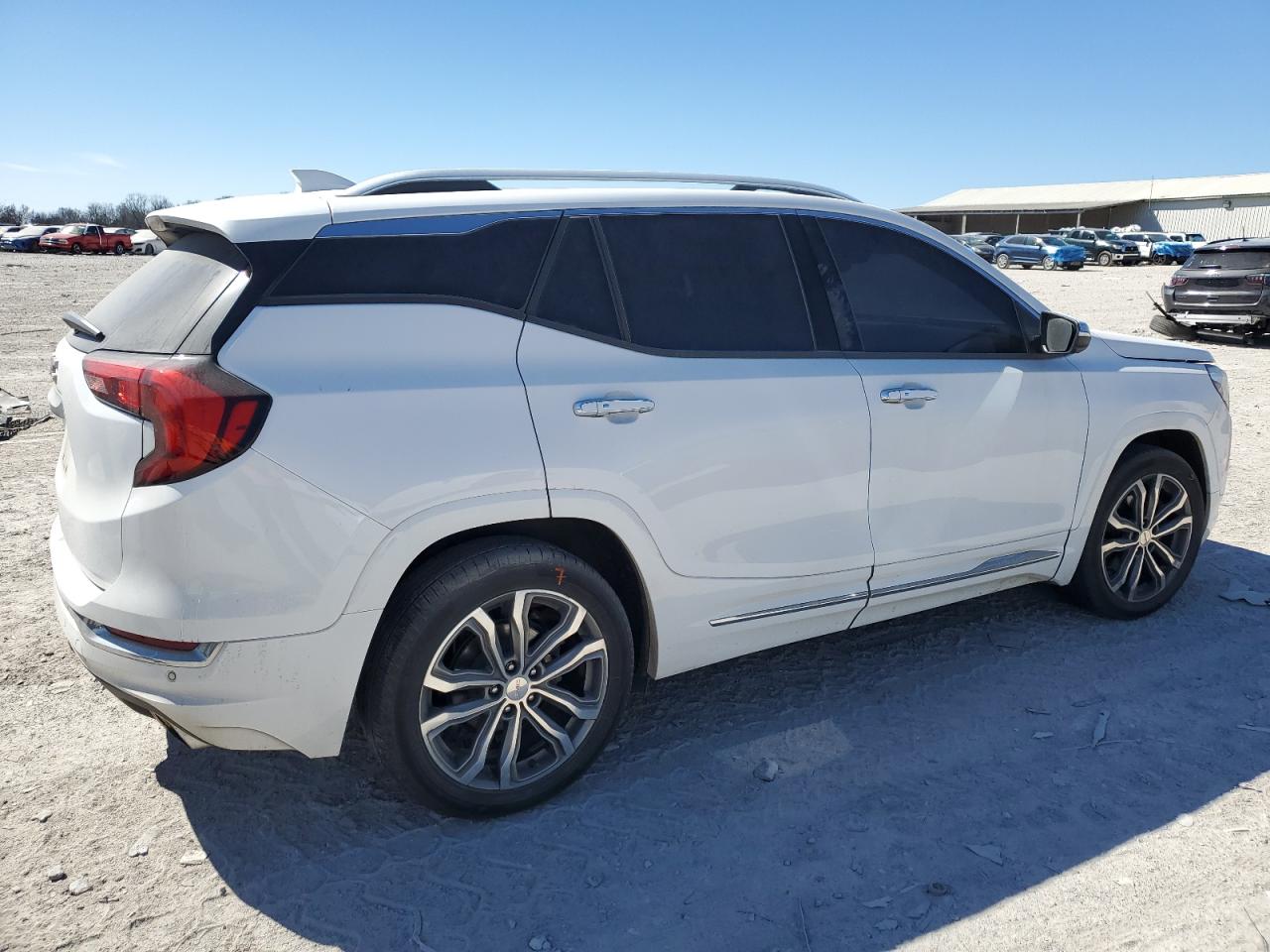 2020 GMC Terrain - Image 3