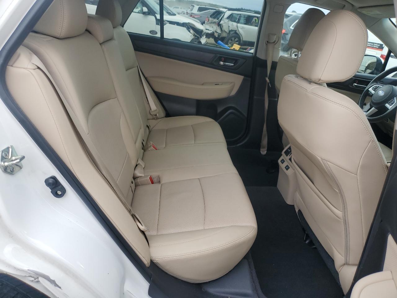 2017 Subaru Outback - Image 10