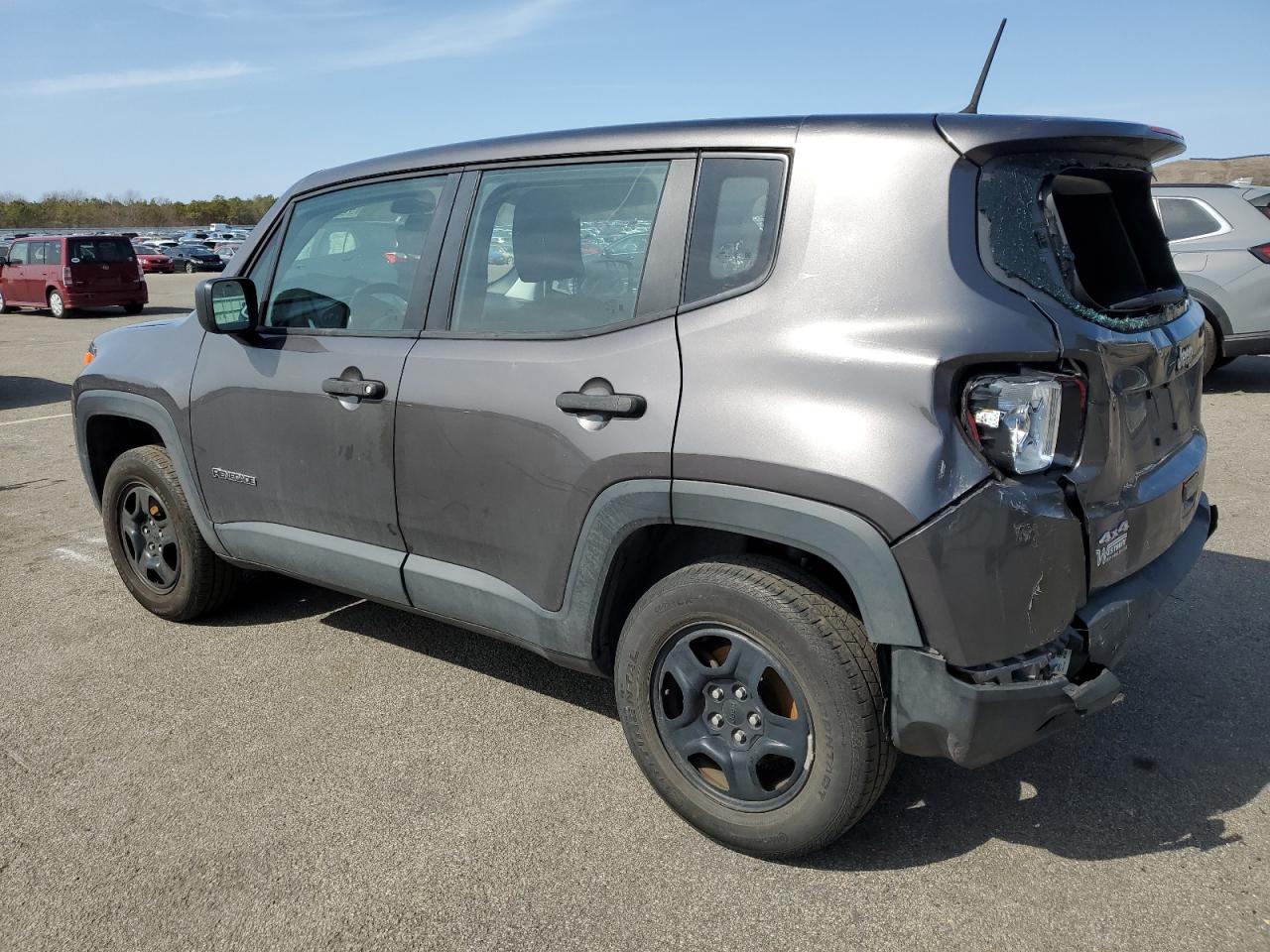 2019 Jeep Renegade - Image 2