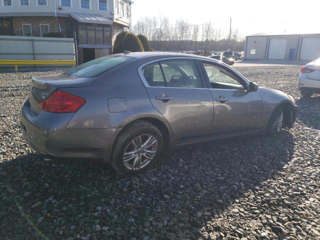  INFINITI G37 2013 Srebrny