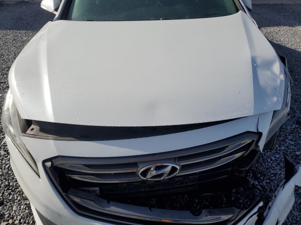 2015 Hyundai Sonata - Image 12
