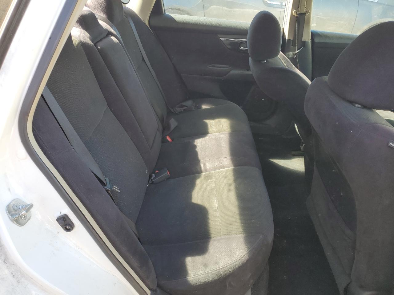 2013 Nissan Altima - Image 10