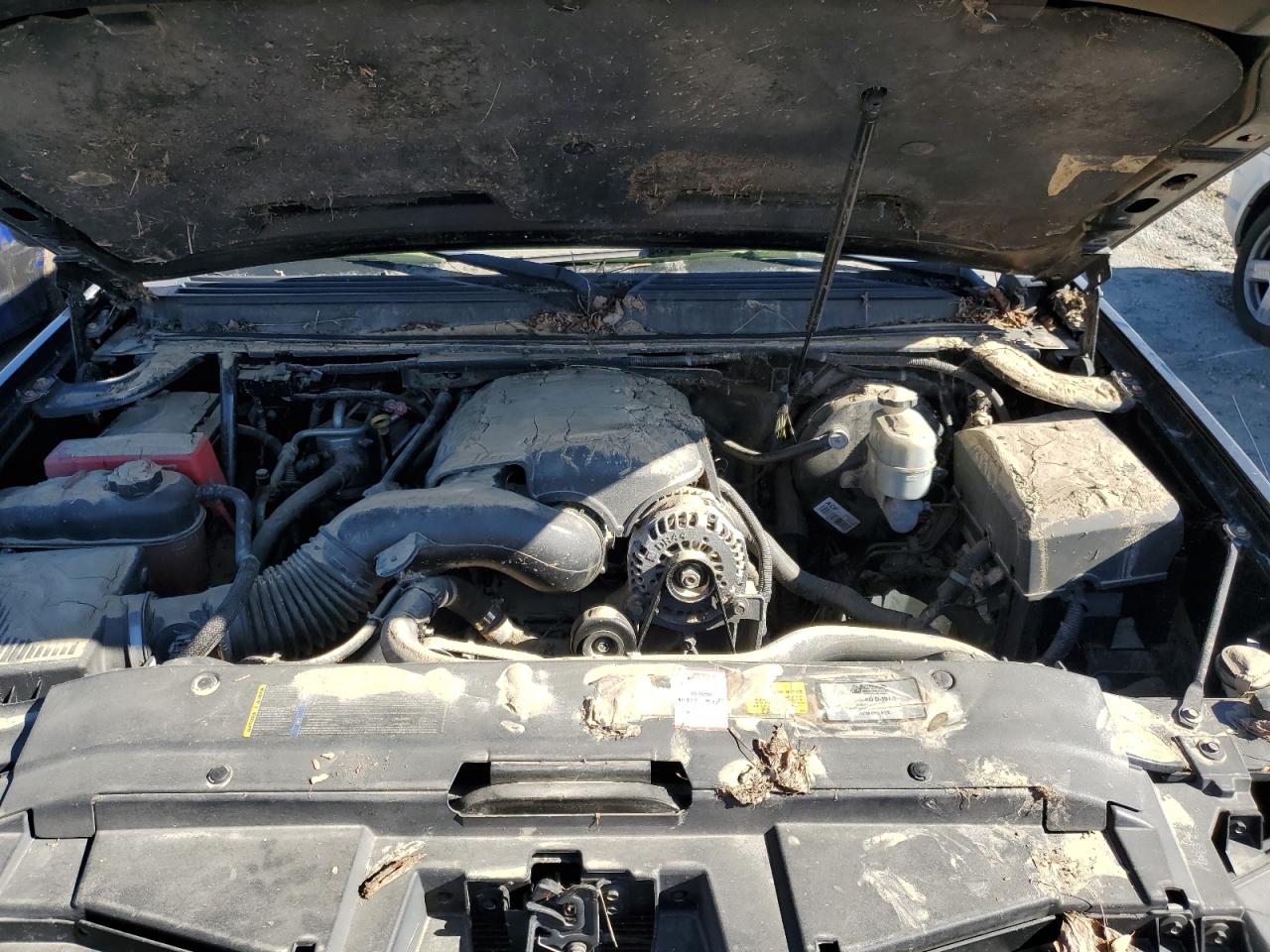 2007 Chevrolet Suburban - Image 12