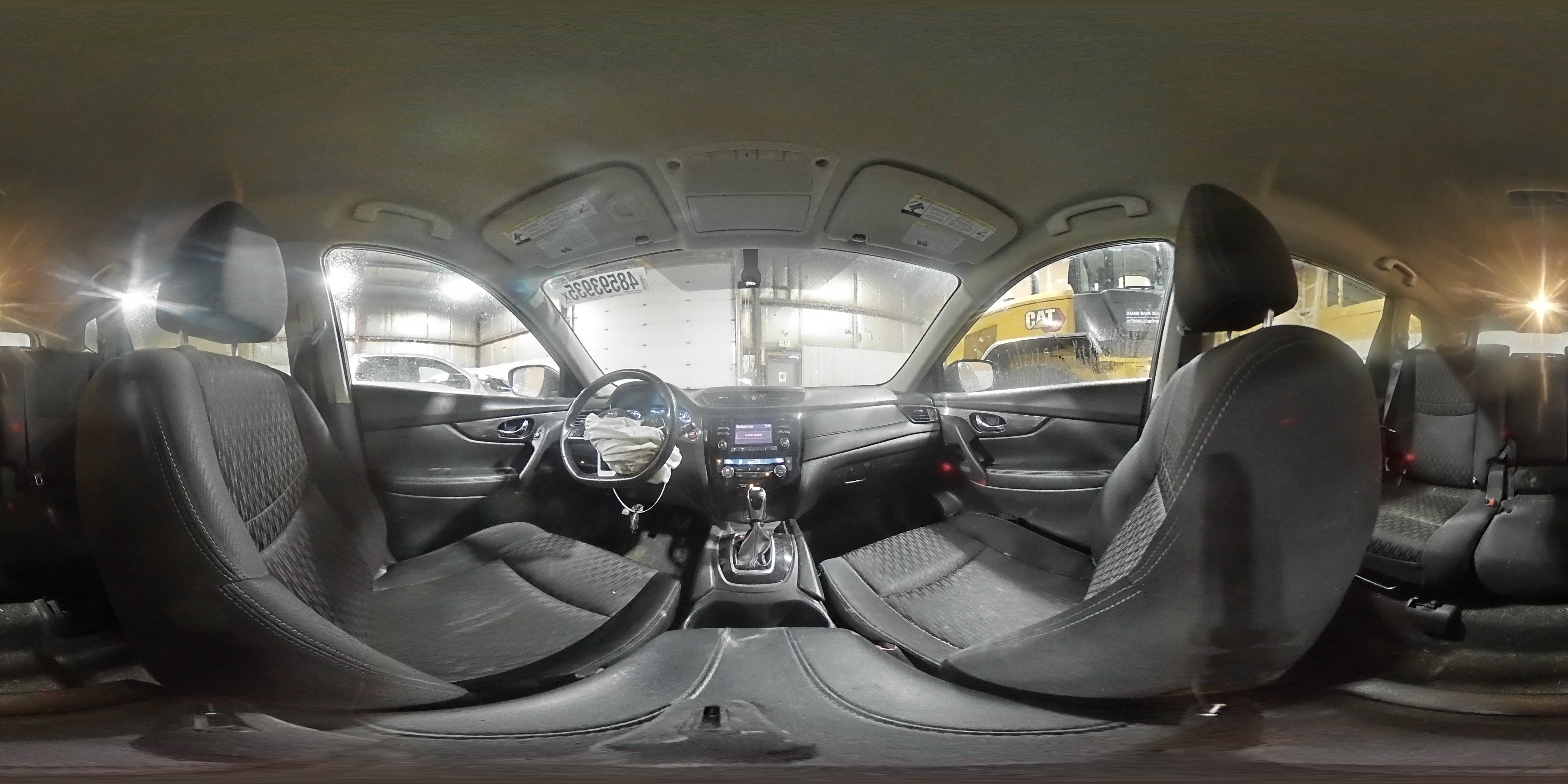 2017 Nissan Rogue - Image 14