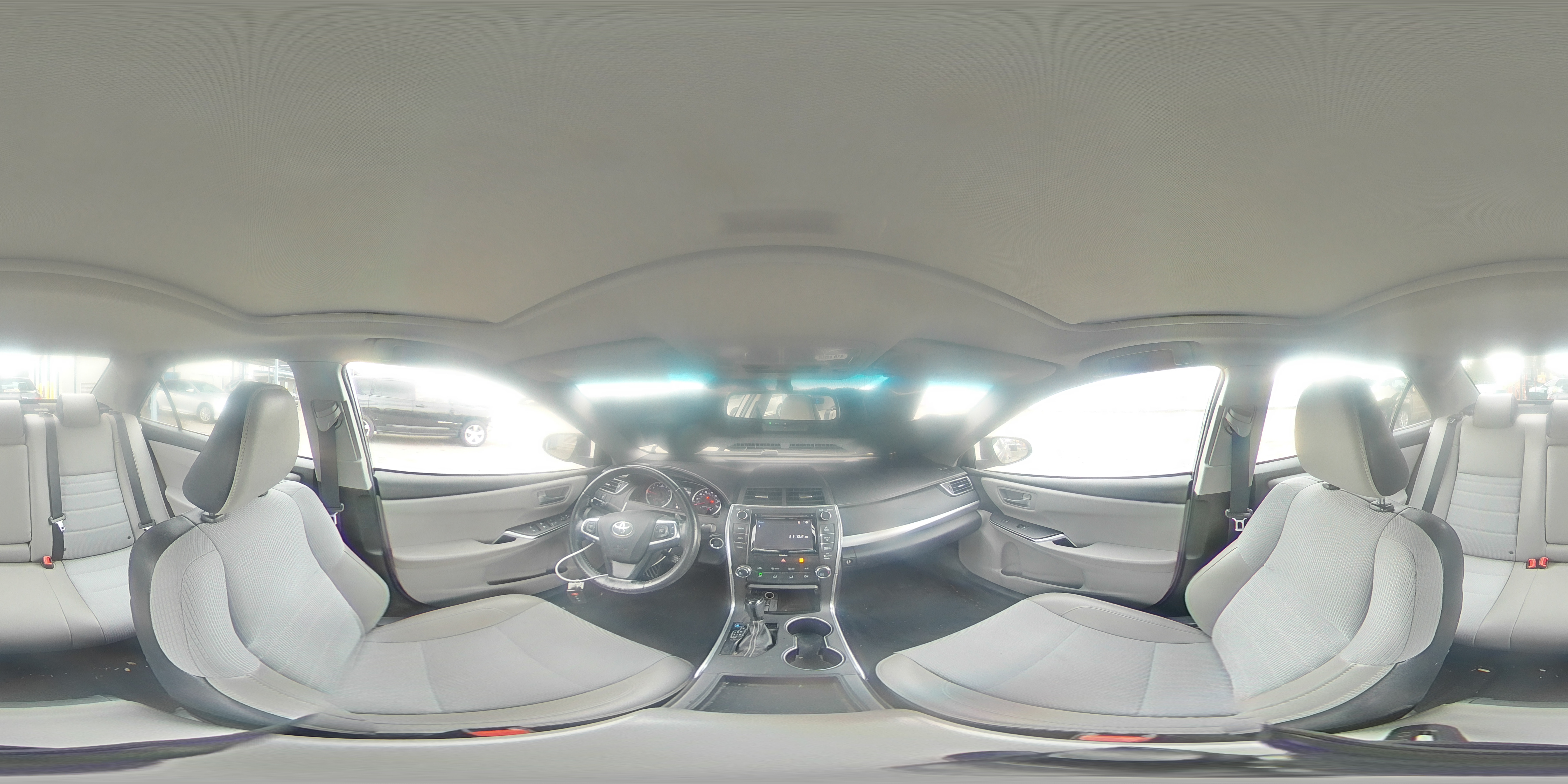2017 Toyota Camry - Image 13