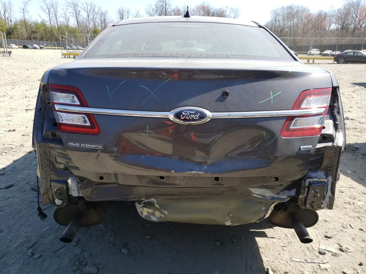 2015 Ford Taurus - Image 6