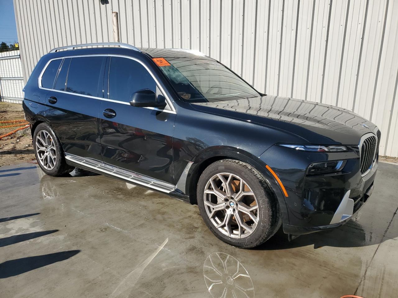 2024 BMW X7 - Image 4