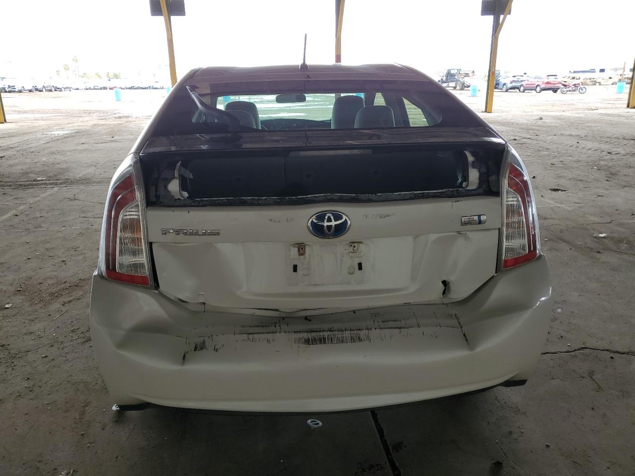 2012 Toyota Prius - Image 6
