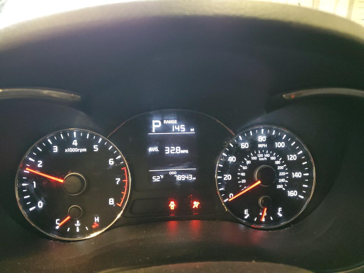 2017 Kia Forte - Image 9