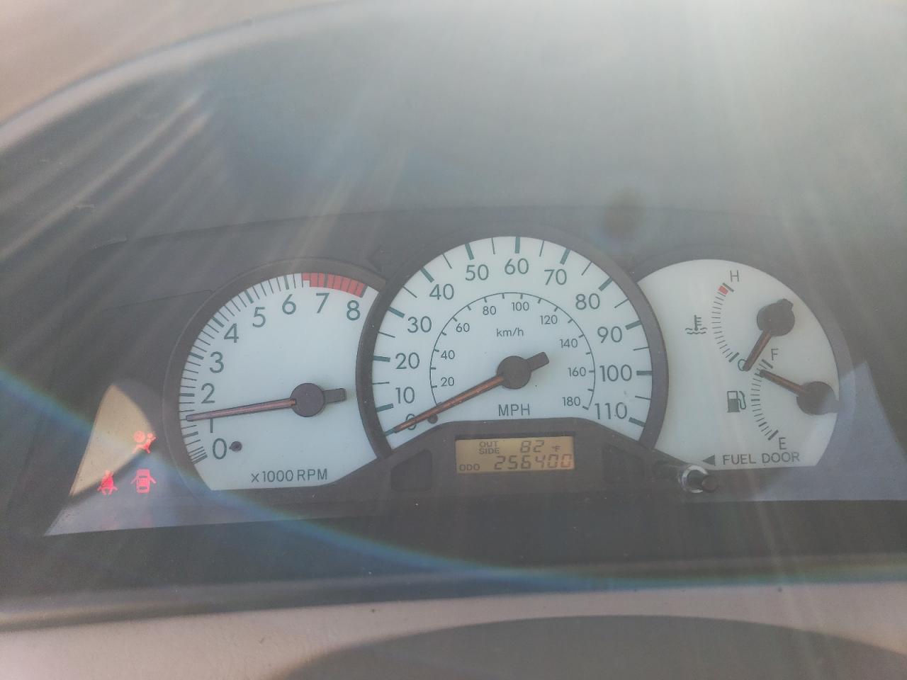 2004 Toyota Corolla - Image 9