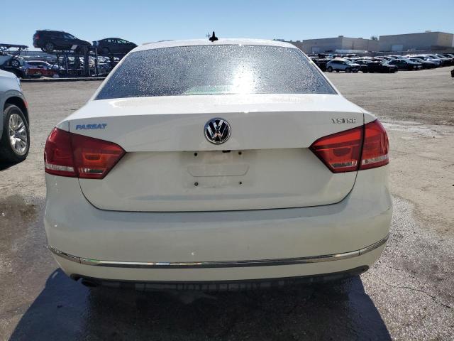  VOLKSWAGEN PASSAT 2015 Белы