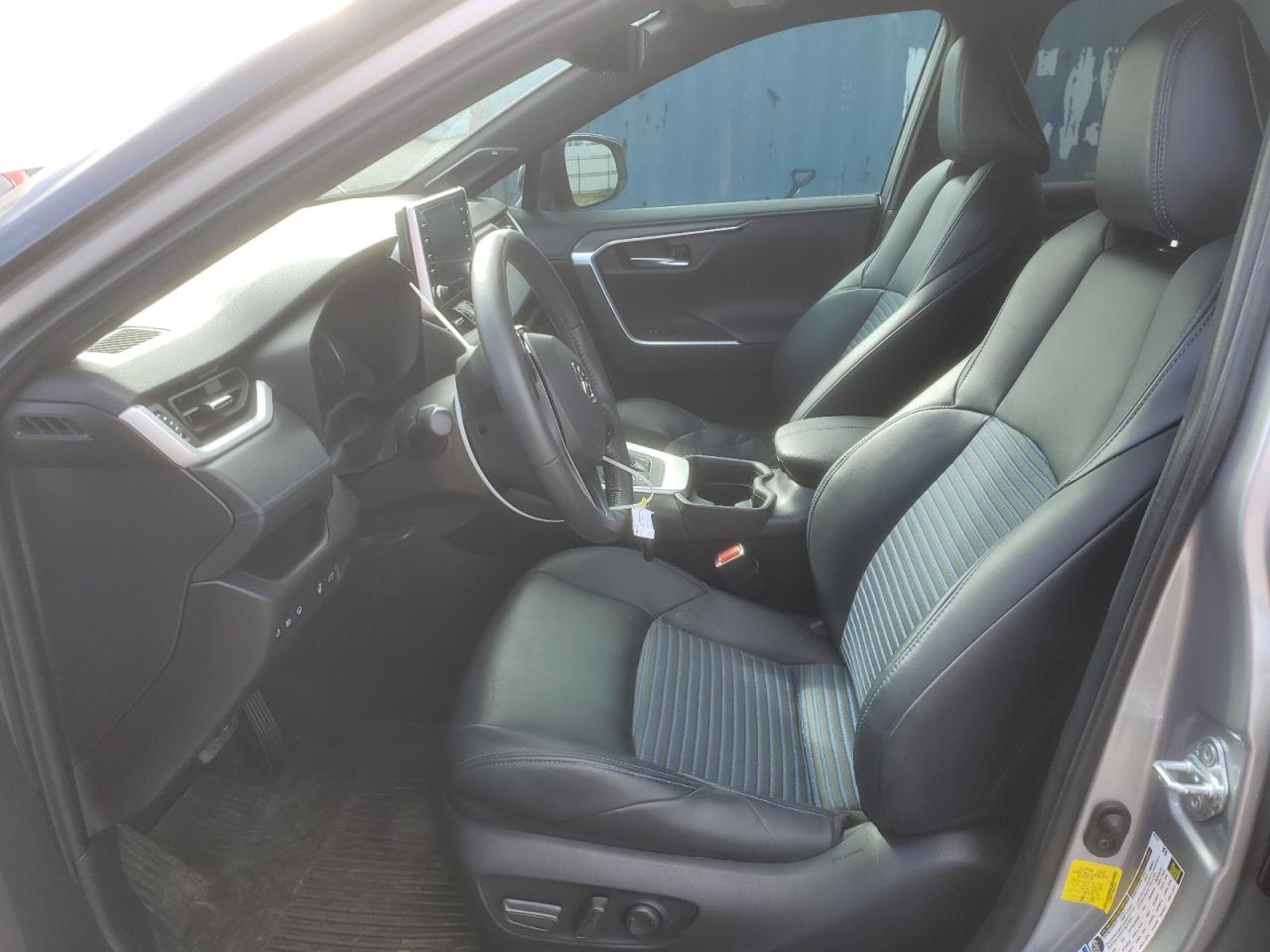 2021 Toyota RAV 4 - Image 7