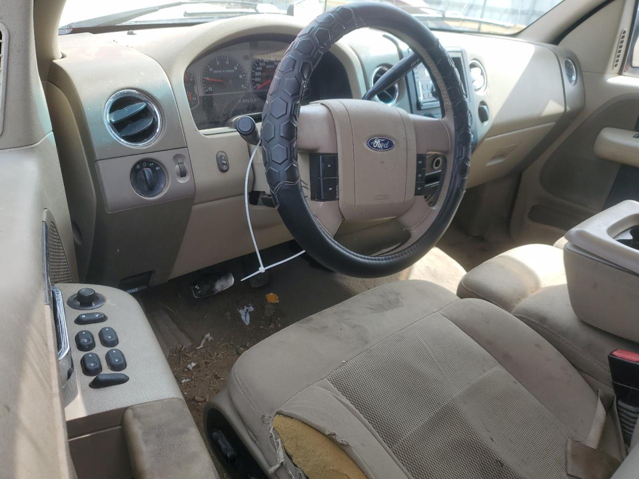 2006 Ford F-150 - Image 8